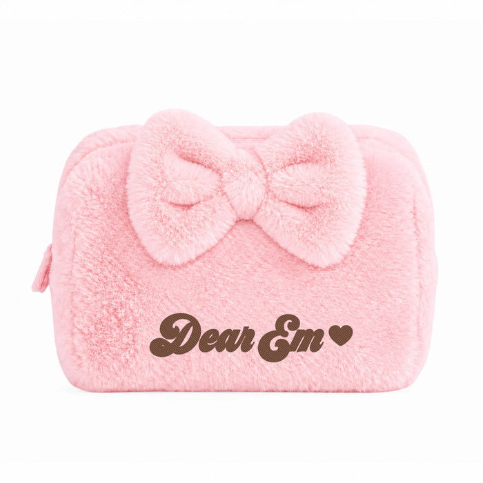 Furry Pouch hồng nhạt có nơ thêu tên Dear Em và tim - Dear eM