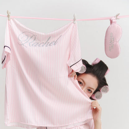 Áo pyjamas lụa Dear eM in tên bạc kim tuyến sau lưng