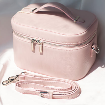 Túi Cốp Da Đựng Mỹ Phẩm Mini Thêu Tên Small Vanity Case – Nhỏ Gọn, Form Cứng, Quà Tặng Cá Nhân Hoá