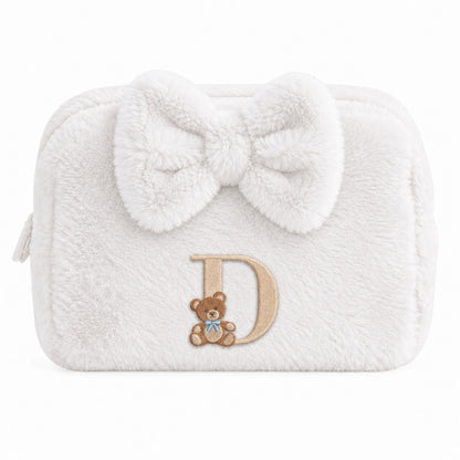 Furry Pouch có nơ trắng gạo thêu gấu Teddy chữ D – Dear eM