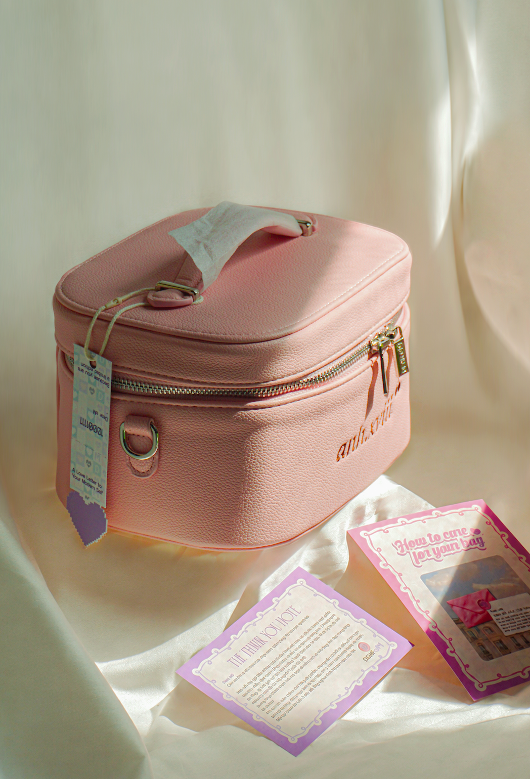 [Thêu tên] Small Vanity Case - Túi đựng mỹ phẩm du lịch nhỏ gọn, giữ form cứng cáp, cá nhân hóa theo yêu cầu - SVCASE (Copy)