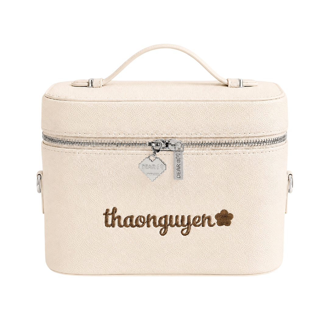 Big Vanity Case Premium trắng kem thêu tên - Dear eM