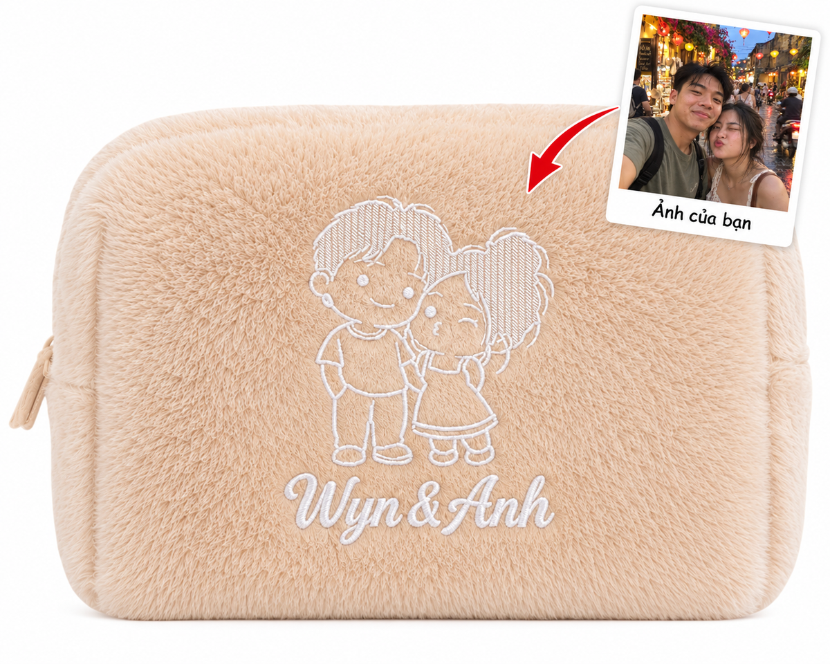Furry Pouch không nơ nâu nhạt be thêu ảnh chân dung vẽ tay và tên – Dear eM